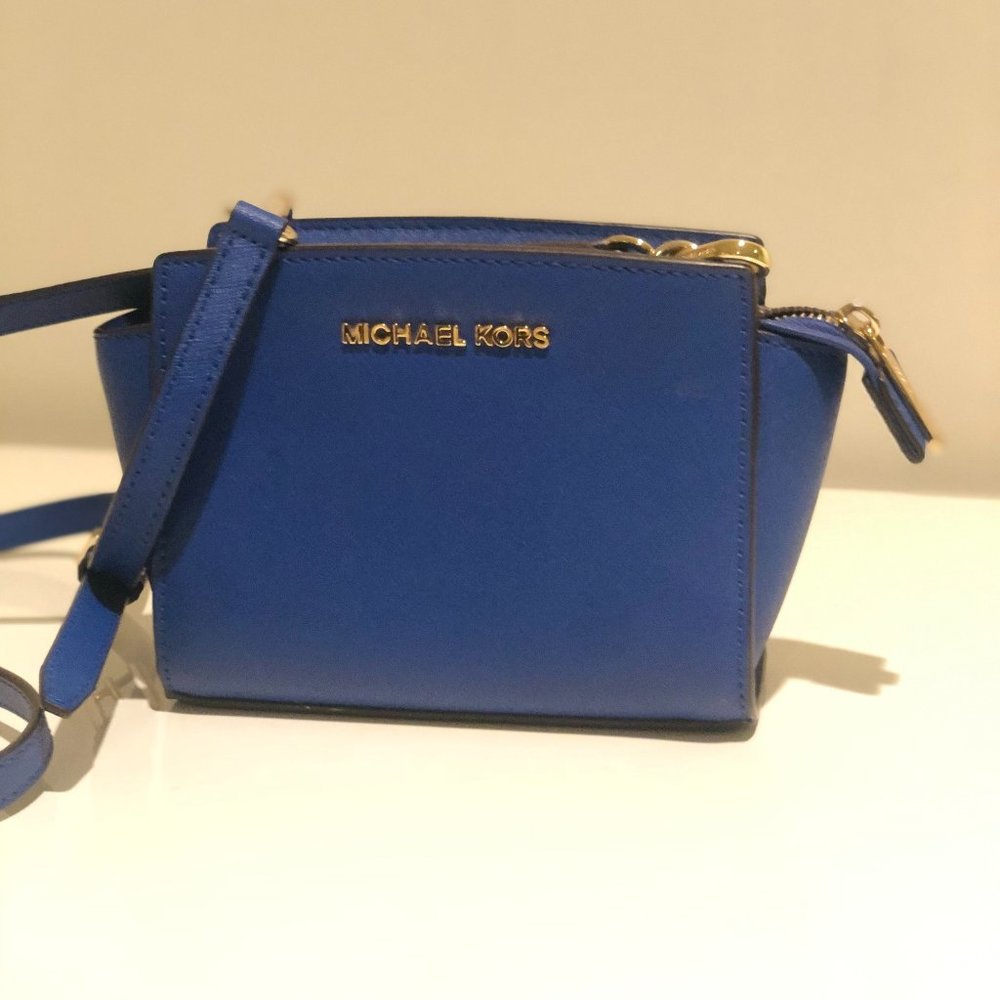 Michael Kors Small Crossbody